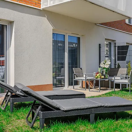 Lumina I Lux 2br With Parking I Balcony